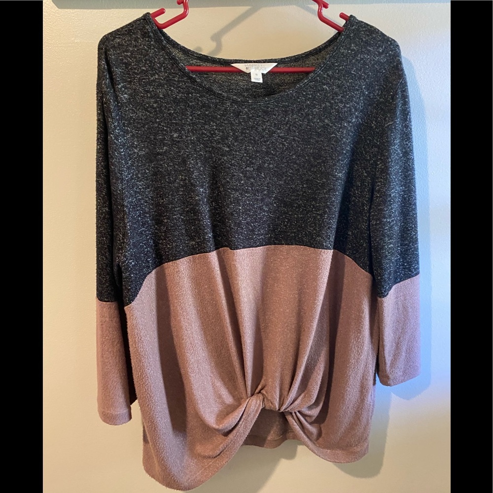 Market and Spruce from Stitch Fix size XL colors are dark gray and mauve